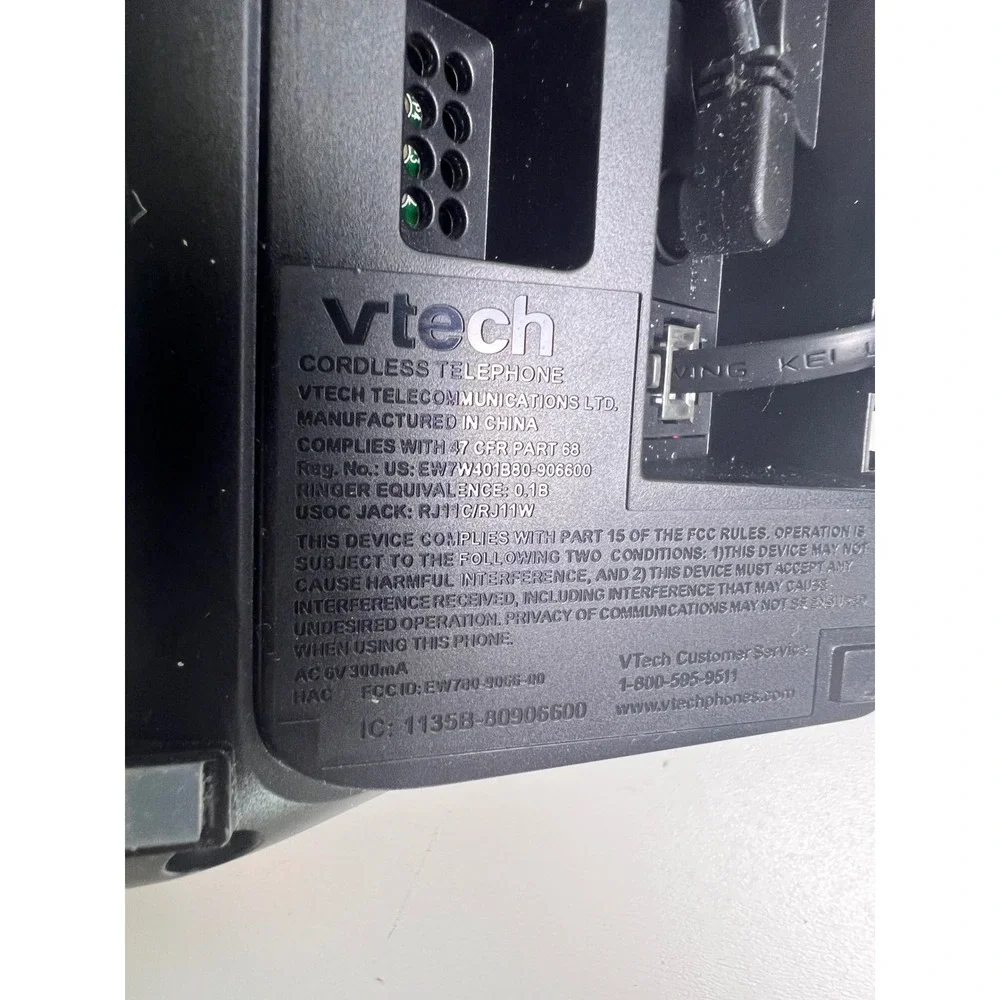Vtech CS671916 Red Cordless Phone with Base and Power Adapter‎